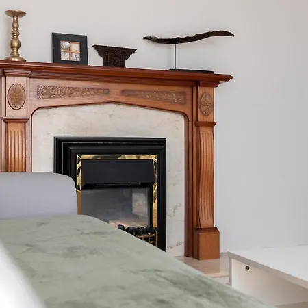 Caly Z Victorian Wanna I Podwojnym Prysznicem W Spokojnej Dzielnicy Borkowo (Gdansk)