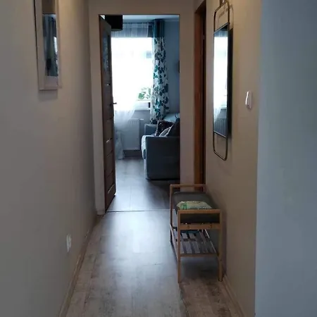 Caly Z Victorian Wanna I Podwojnym Prysznicem W Spokojnej Dzielnicy Borkowo (Gdansk)