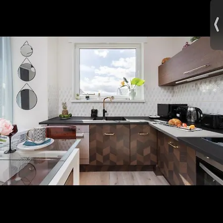 Daire Caly Z Victorian Wanna I Podwojnym Prysznicem W Spokojnej Dzielnicy