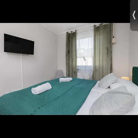 Caly Z Victorian Wanna I Podwojnym Prysznicem W Spokojnej Dzielnicy 公寓 Borkowo (Gdansk)