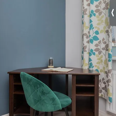 Caly Z Victorian Wanna I Podwojnym Prysznicem W Spokojnej Dzielnicy Borkowo (Gdansk)