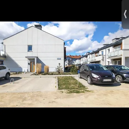 Przestronne 2 Oddzielne Sypialnie Caly W Spokojnej Dzielnicy Apartman